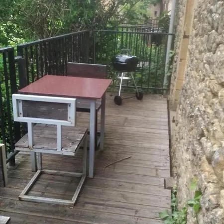 Maison Confortable Avec Balcon Au Coeur De Cadouin, Proche De Dordogne Et Grands Sites Touristiques - Fr-1-616-196 度假居 *